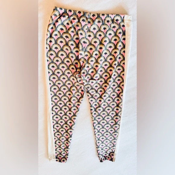 WILDFOX Cream & Pink Hearts Joggers Sweatpants - Picture 7 of 11